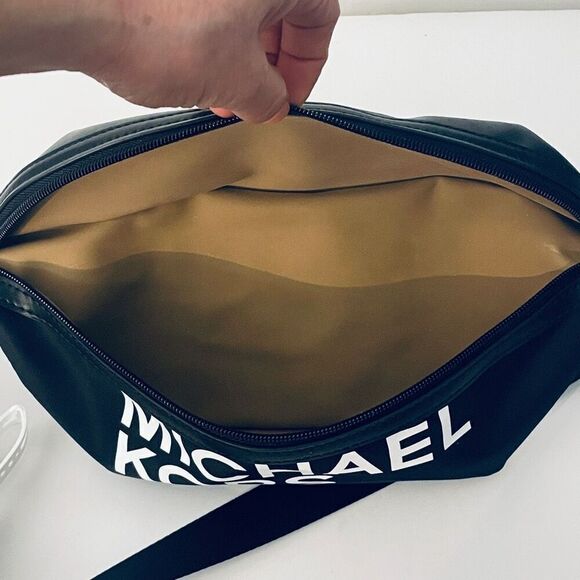 NWT Gorgeous Michael Kors Signature Sling Bag Fanny Pack with Silver Hardware main image 7
